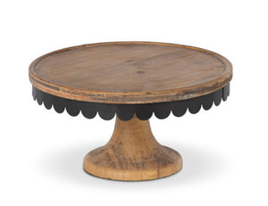SCALLOPED CAKE STAND
