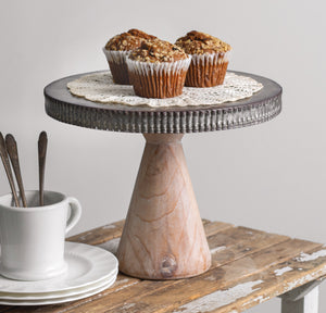 METAL AND WOOD DESSERT STAND
